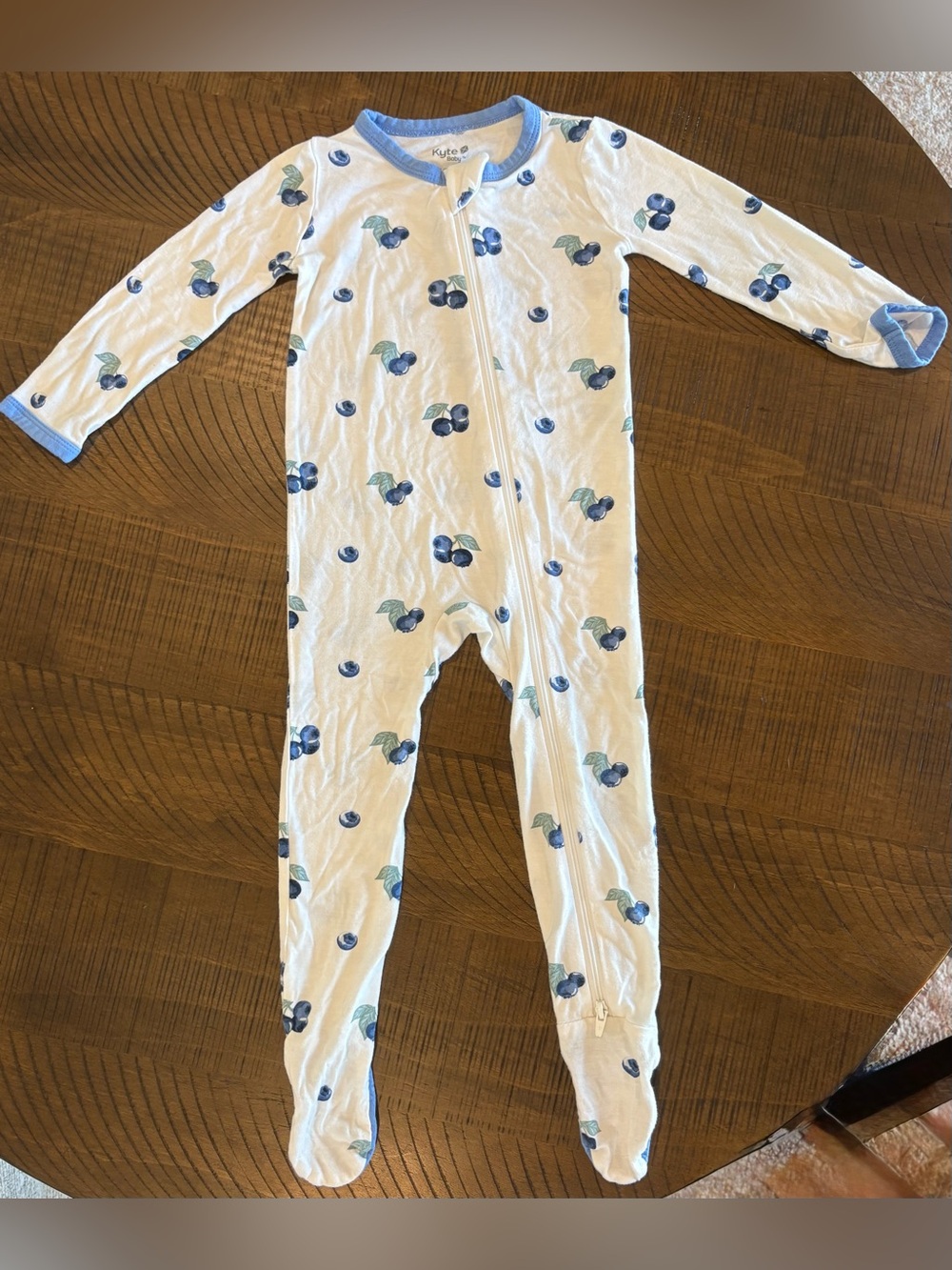 Kyte Baby Blueberry Bamboo Footie Zipper Pajamas